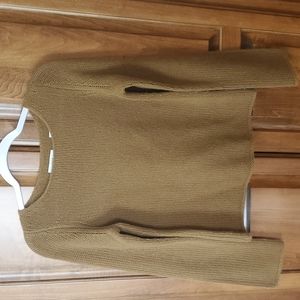 Vince Size Small 100% Cashmere sweater